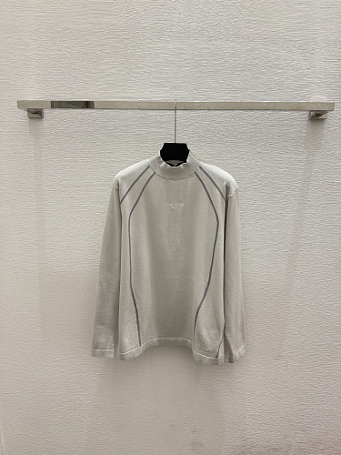 Sweater from Scarlettluxury