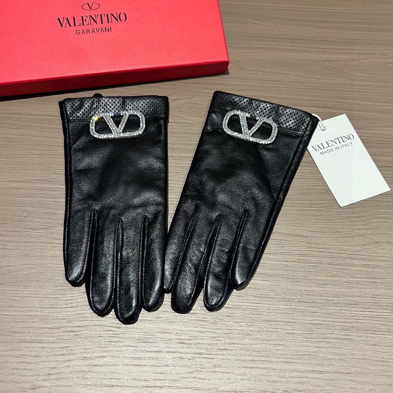 Valentino gloves