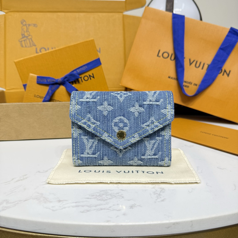 Wallet from Scarlettluxury
