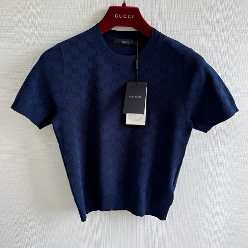 Tee from Scarlettluxury
