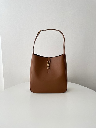 Shoulder bag from Scarlettluxury