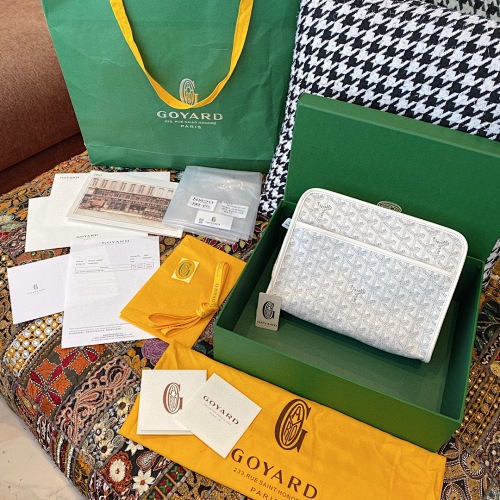 Goyard bag
