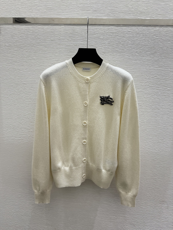 Sweater from Scarlettluxury