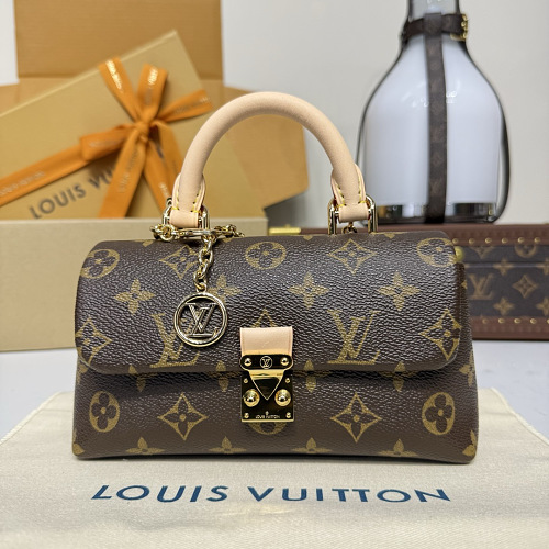 Louis Vuitton crossbody bag