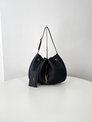 Card holder from Scarlettluxury
