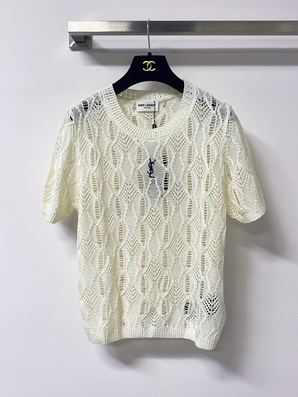 Sweater from Scarlettluxury
