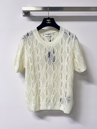 Sweater from Scarlettluxury