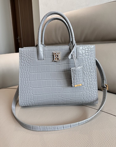 Burberry tote bag