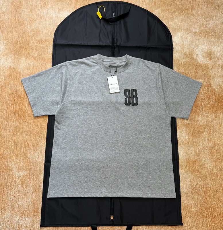 Tee from Scarlettluxury