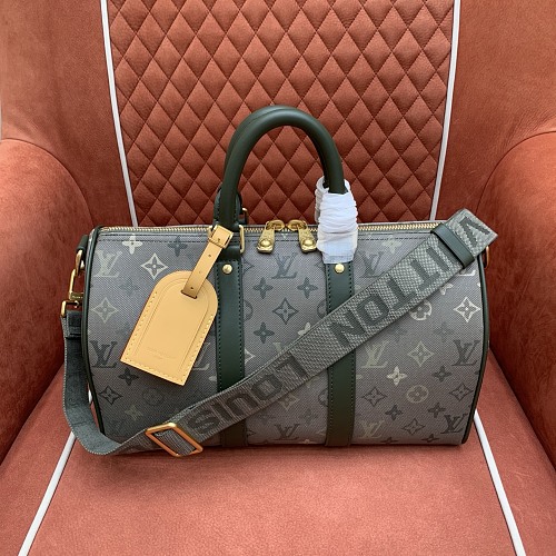 Louis Vuitton crossbody bag
