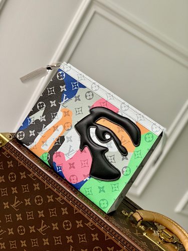 Louis Vuitton clutch