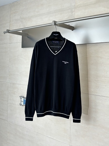 Sweater from Scarlettluxury