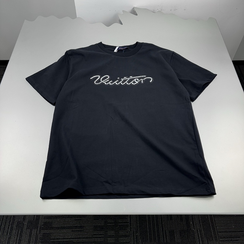 Tee from Scarlettluxury