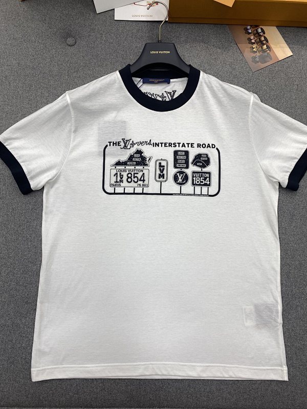 Tee from Scarlettluxury