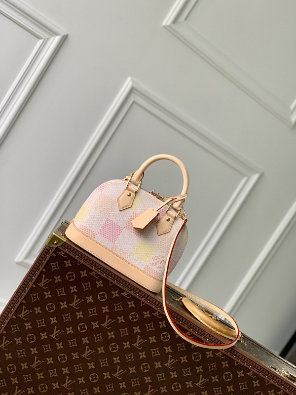 Crossbody bag from Scarlettluxury