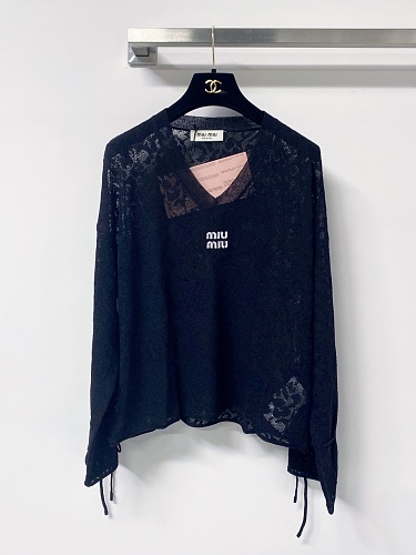 Long sleeve from Scarlettluxury