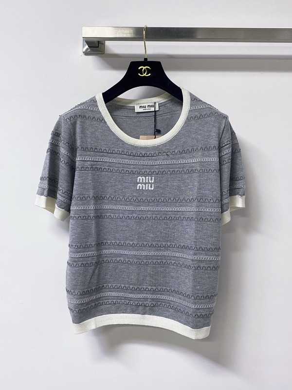 Tee from Scarlettluxury