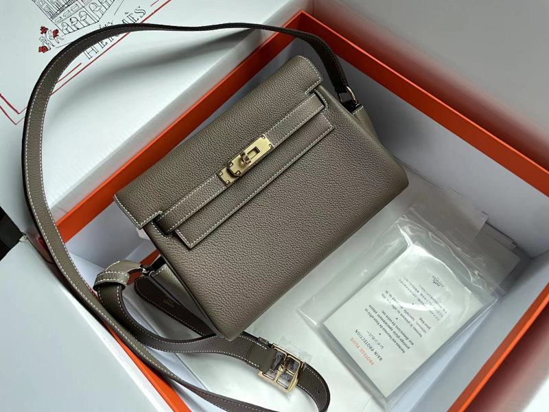 Kelly Messenger