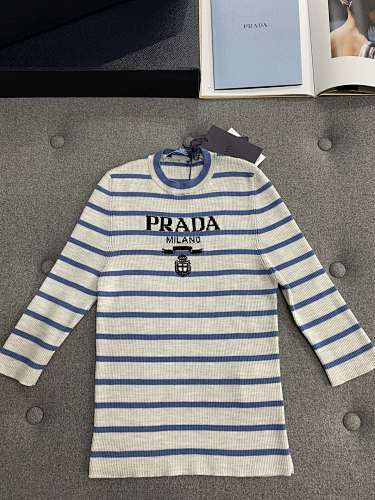 Sweater from Scarlettluxury