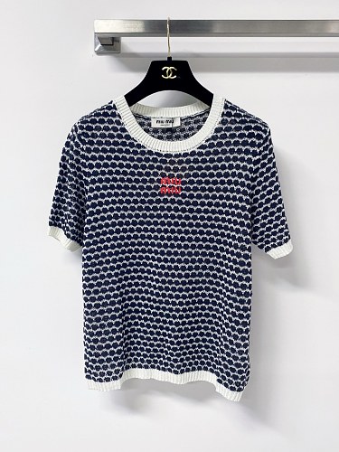 Tee from Scarlettluxury