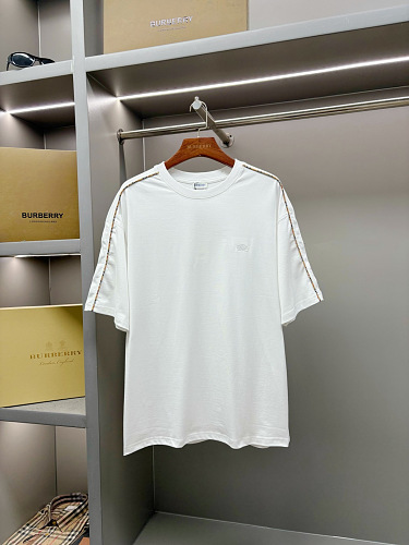 Burberry tee