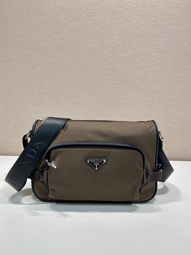 Messenger bag from Scarlettluxury