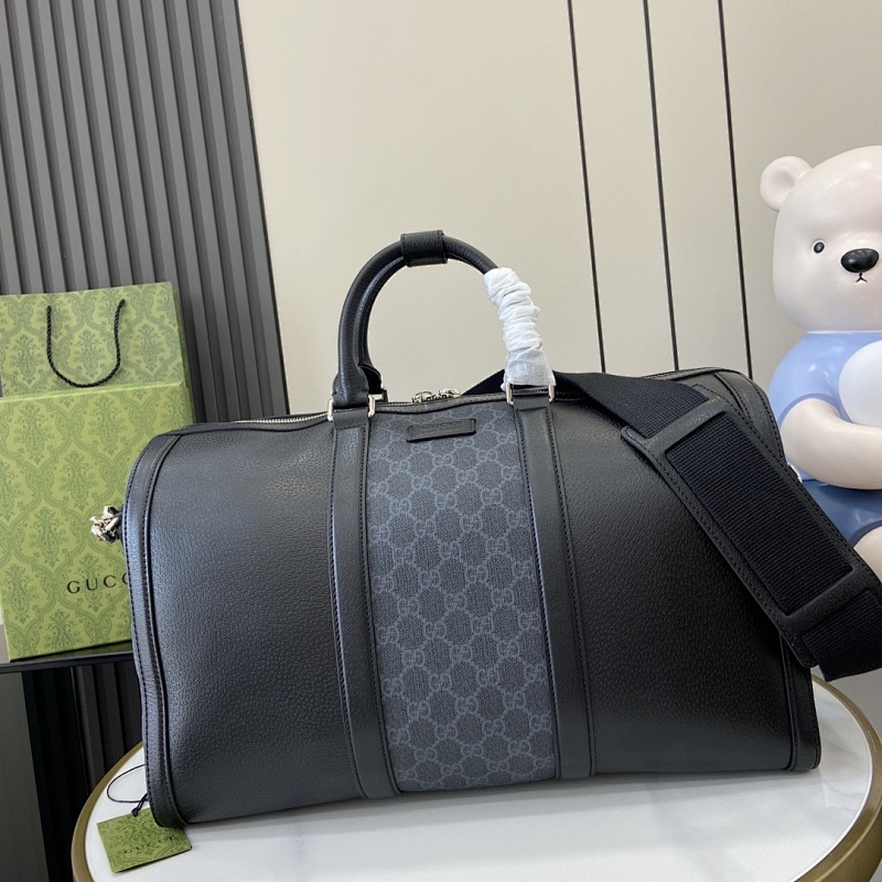 Supreme travel bag