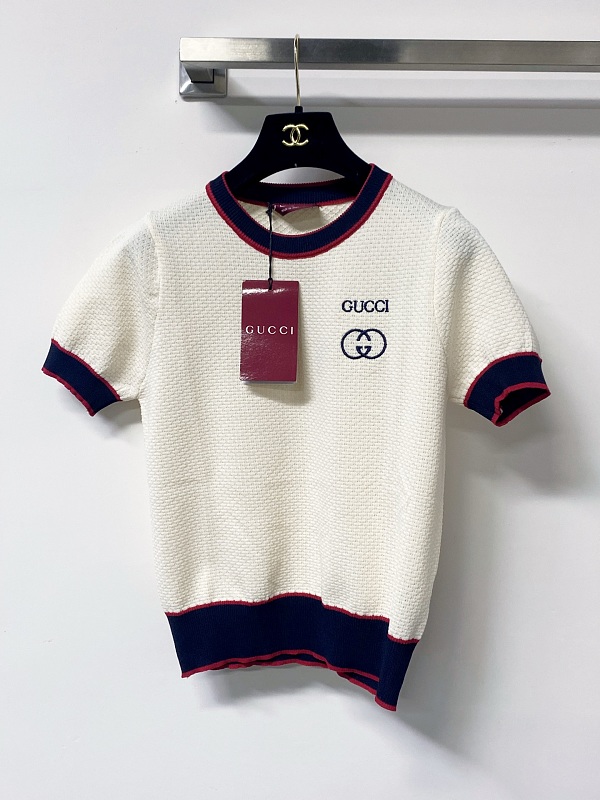 Tee from Scarlettluxury