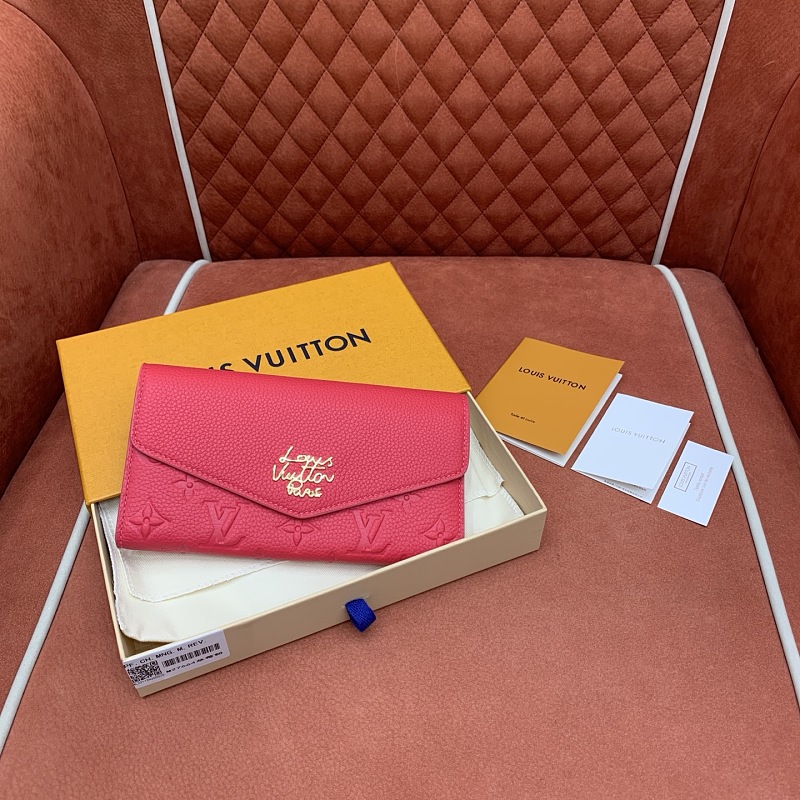 Louis Vuitton clutch