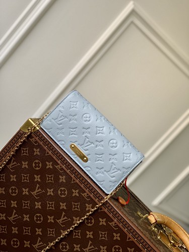 Louis Vuitton crossbody bag