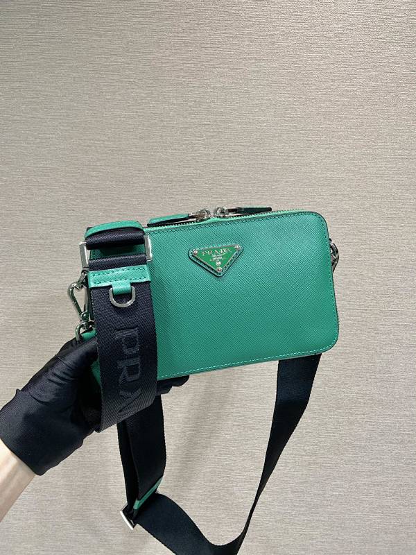 Brique Saffiano 19x 11.5x 3.5cm