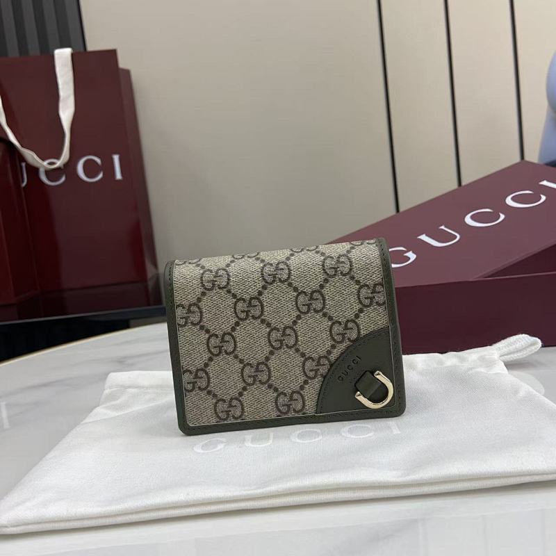 Wallet from Scarlettluxury
