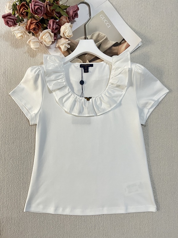 Tee from Scarlettluxury