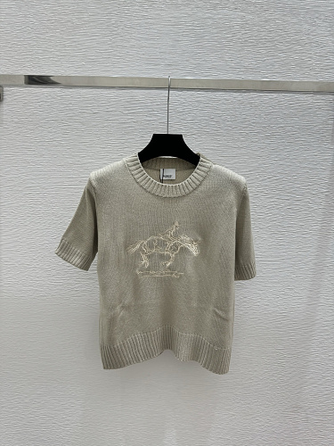 Sweater from Scarlettluxury
