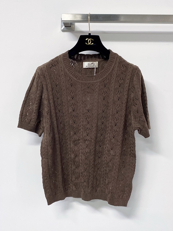 Tee from Scarlettluxury