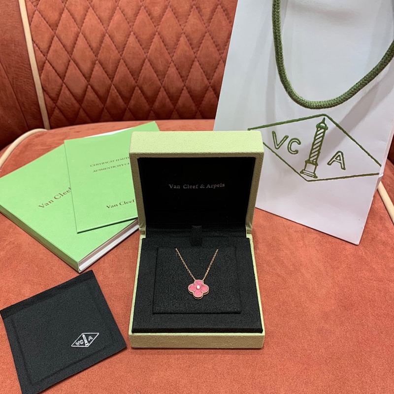 Necklace from Scarlettluxury