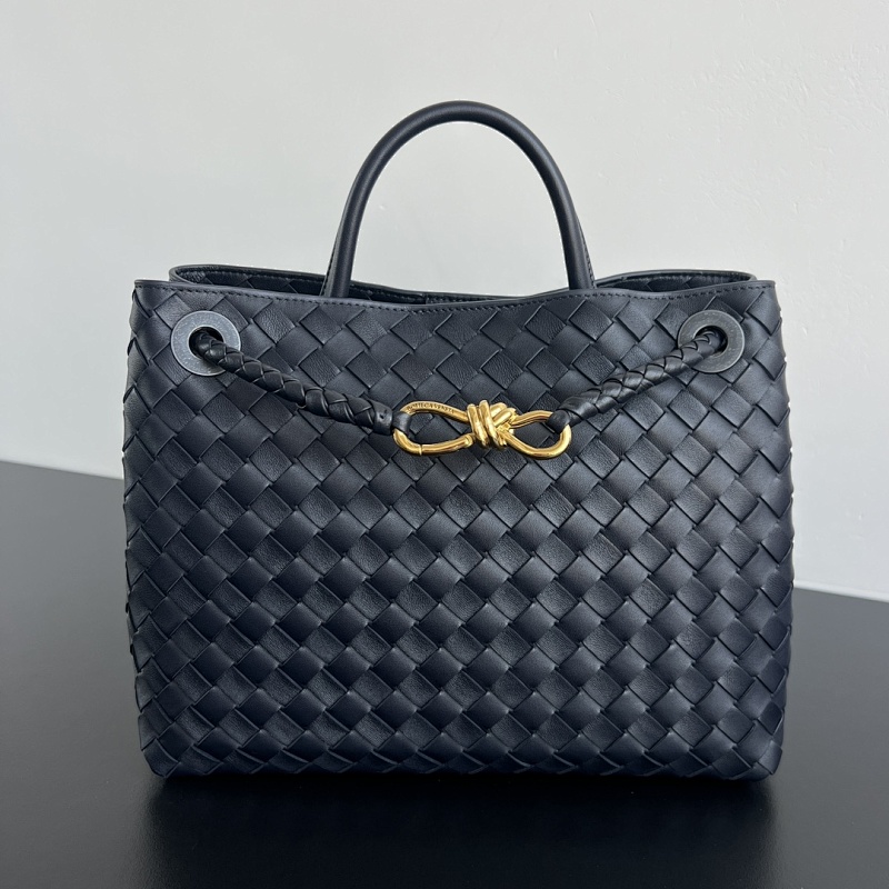 Crossbody bag from Scarlettluxury