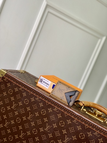 Louis Vuitton card holder