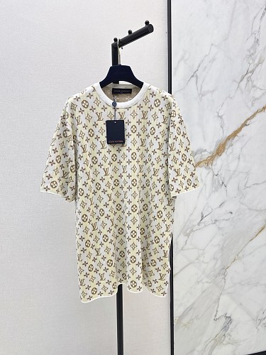 Tee from Scarlettluxury