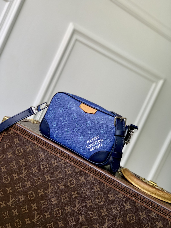 Louis Vuitton crossbody bag