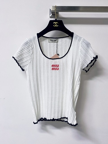 Tee from Scarlettluxury