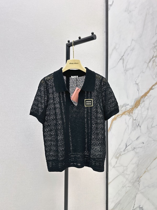 Sweater from Scarlettluxury