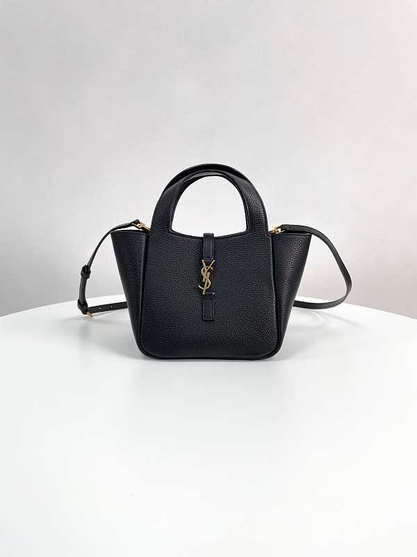 Crossbody bag from Scarlettluxury