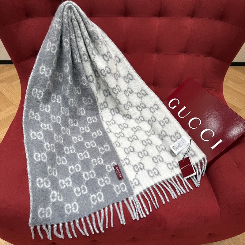 Scarf from Scarlettluxury