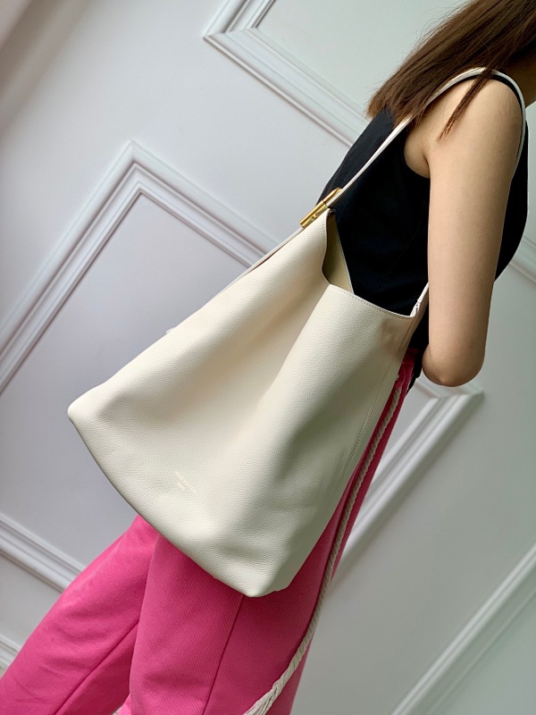 Shoulder bag from Scarlettluxury