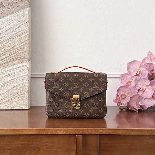 Louis Vuitton messenger bag