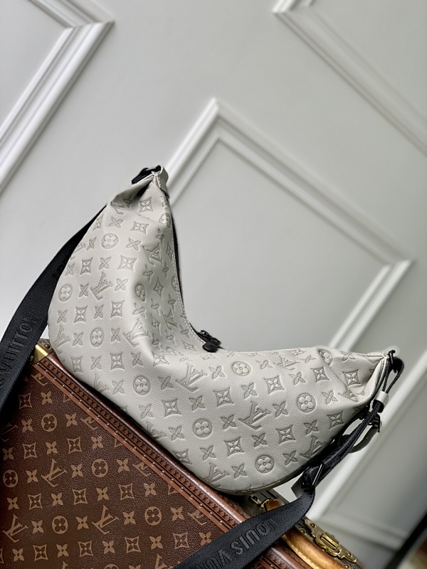Louis Vuitton shoulder bag