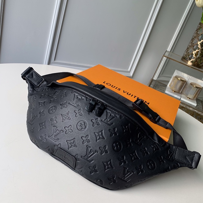Louis Vuitton crossbody bag