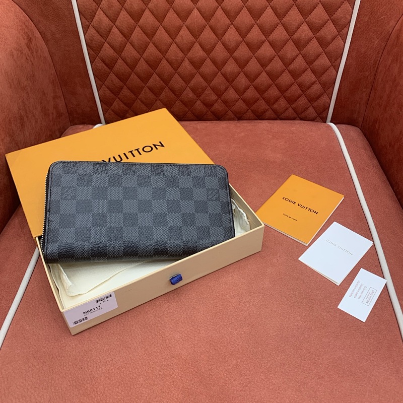 Wallet from Scarlettluxury