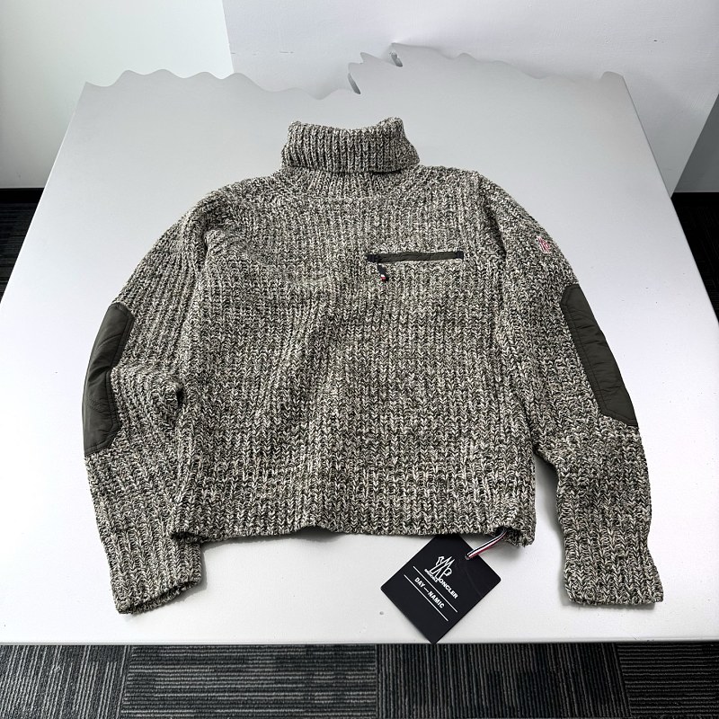 Sweater from Scarlettluxury
